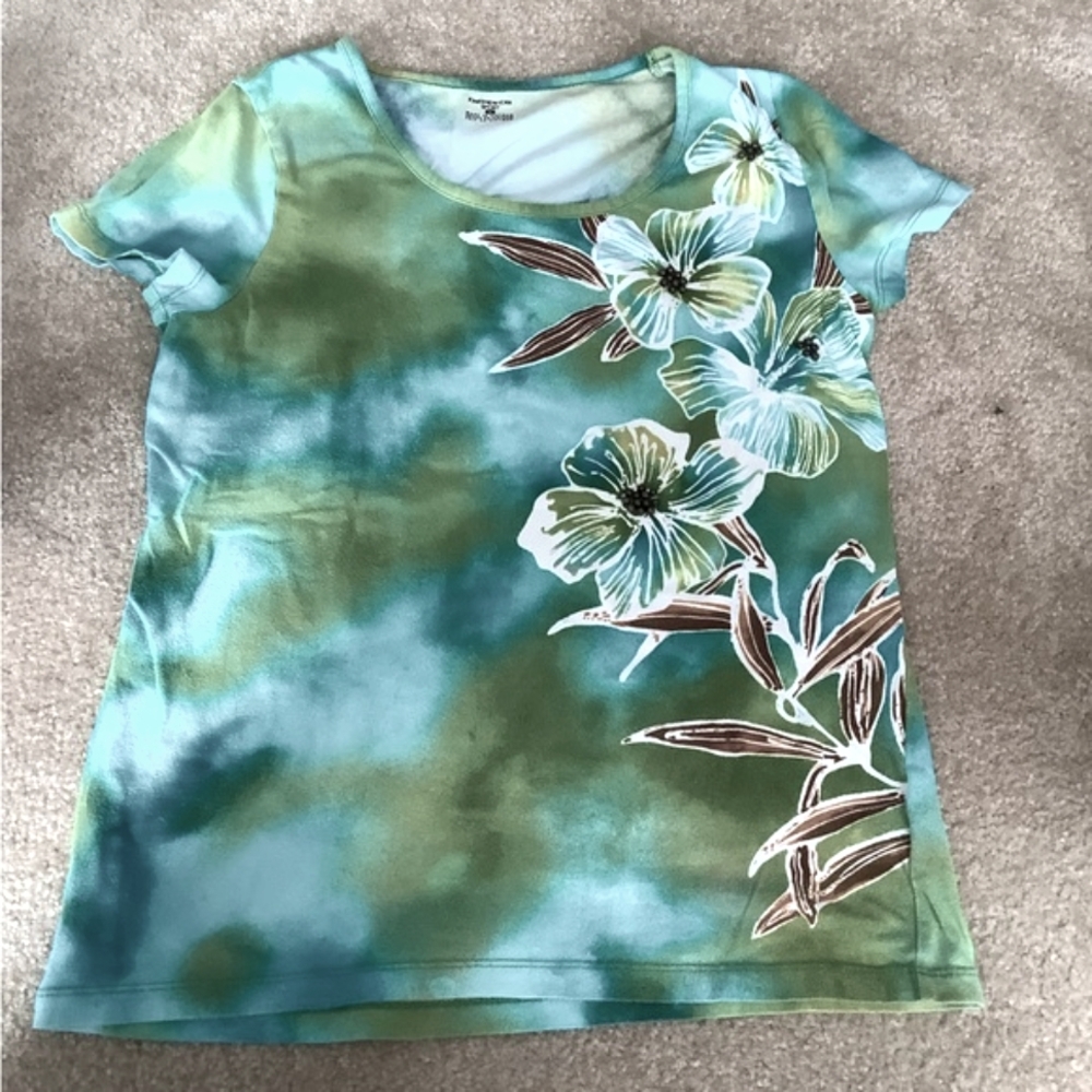 Jones of NY top summer tied dyed size med floral stretchy . Beads on flo…